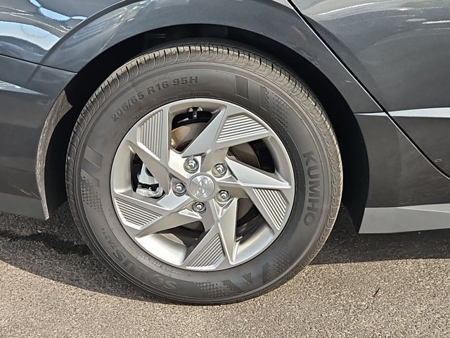 Used 2026 Hyundai Sonata SE FWD image 20