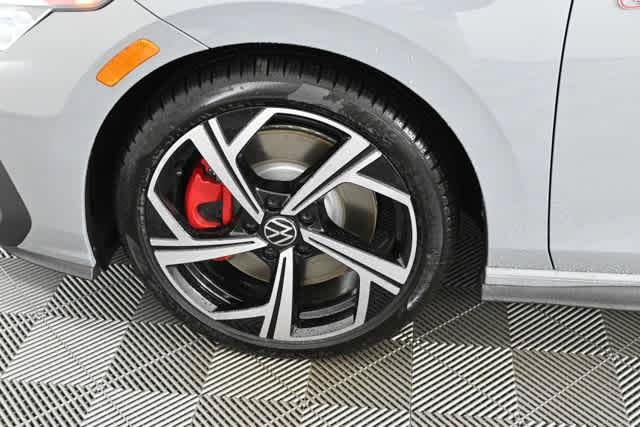 New 2026 Volkswagen Golf SE FWD image 29