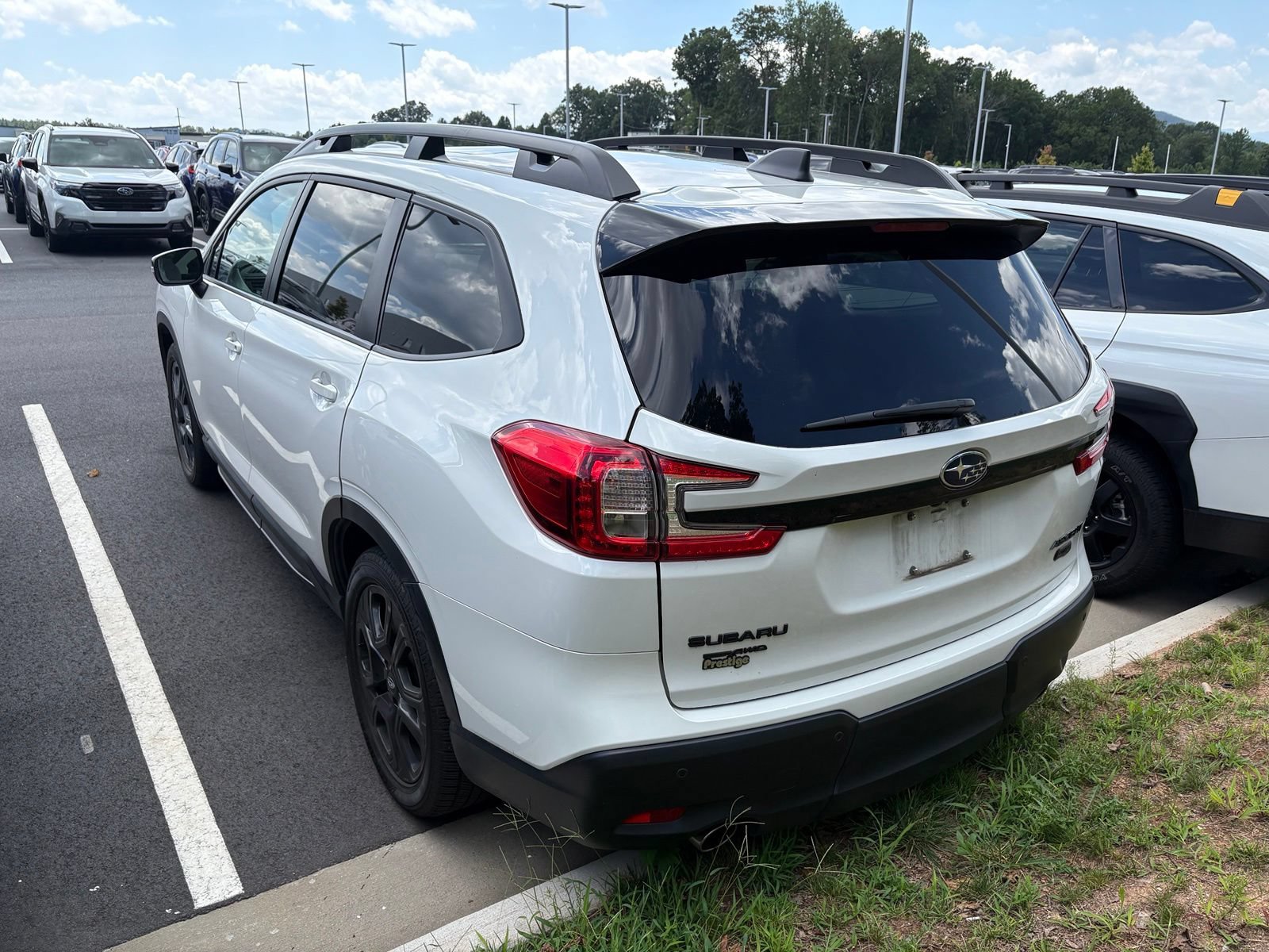 Certified 2023 Subaru Ascent Onyx Edition AWD/4WD image 4