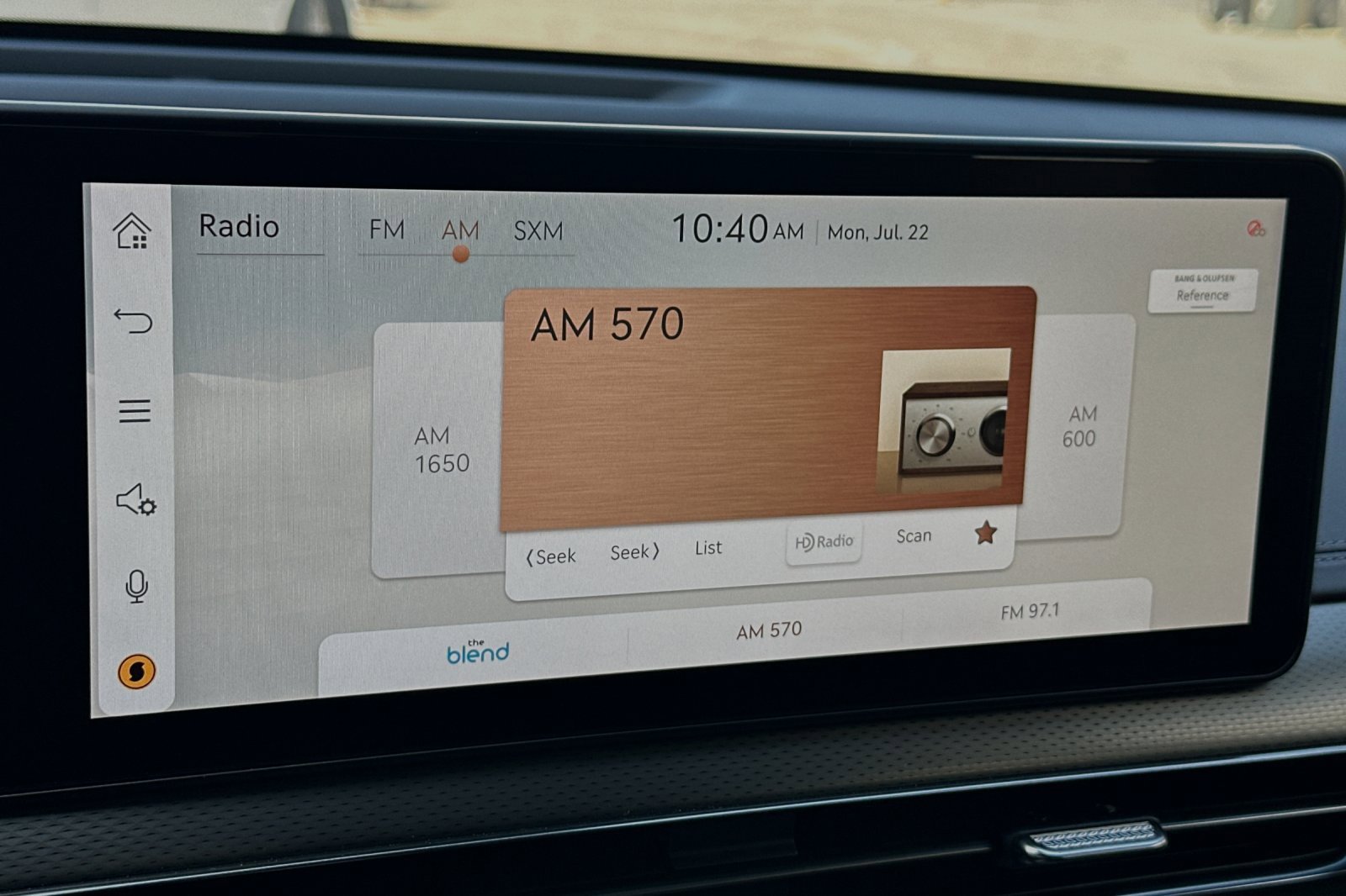 New 2024 Genesis GV60 Performance image 18