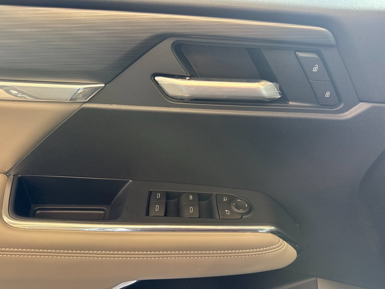 New 2026 GMC Acadia Elevation w/ LPO, All-Weather Package FWD image 11