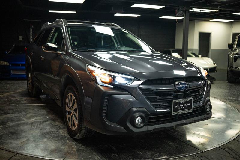 Used 2024 Subaru Outback Premium AWD/4WD image 5