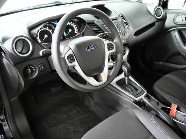 Certified 2017 Ford Fiesta SE FWD image 3