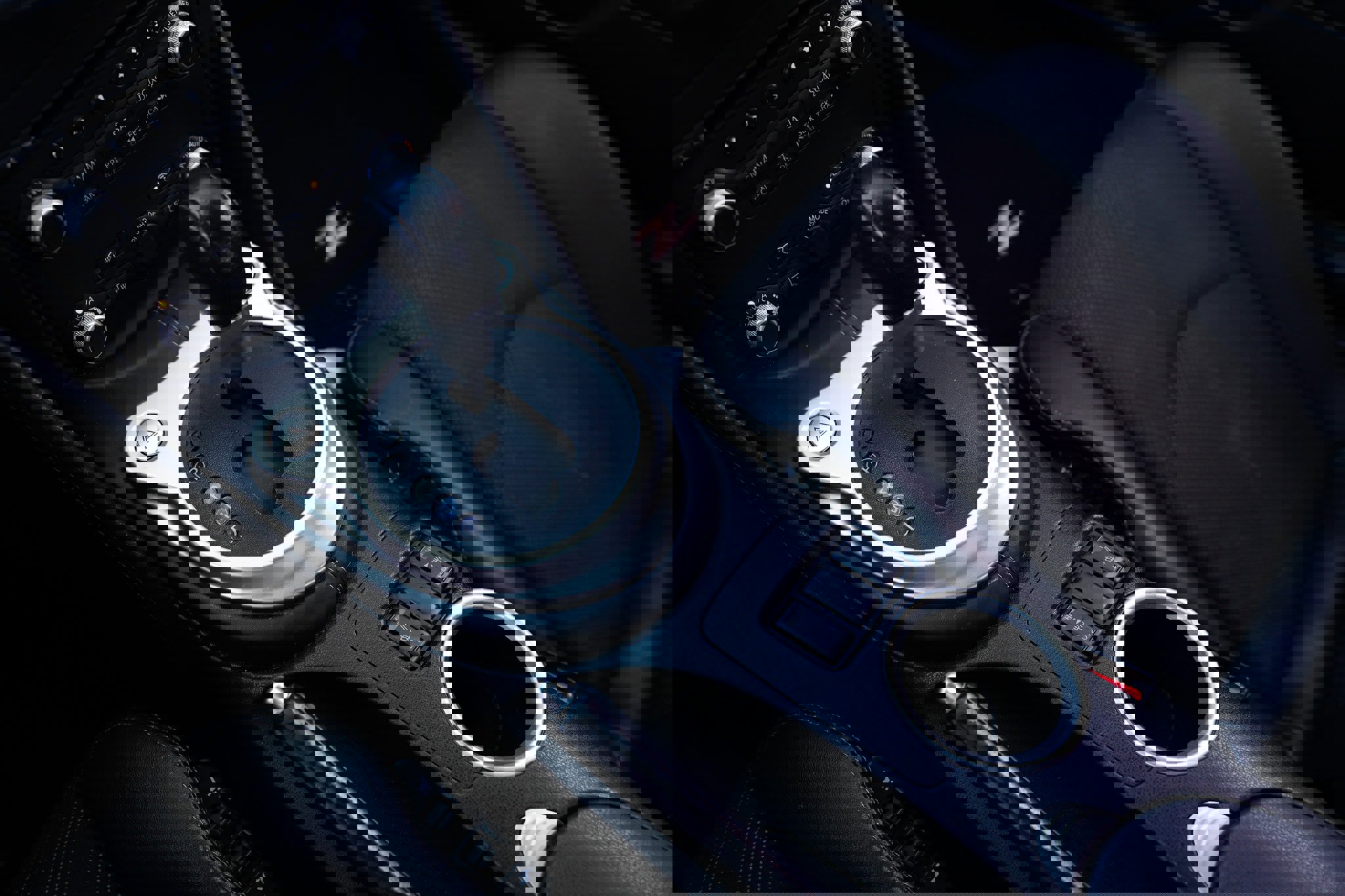 Used 2014 Nissan 370Z Touring w/ Sport Package image 37