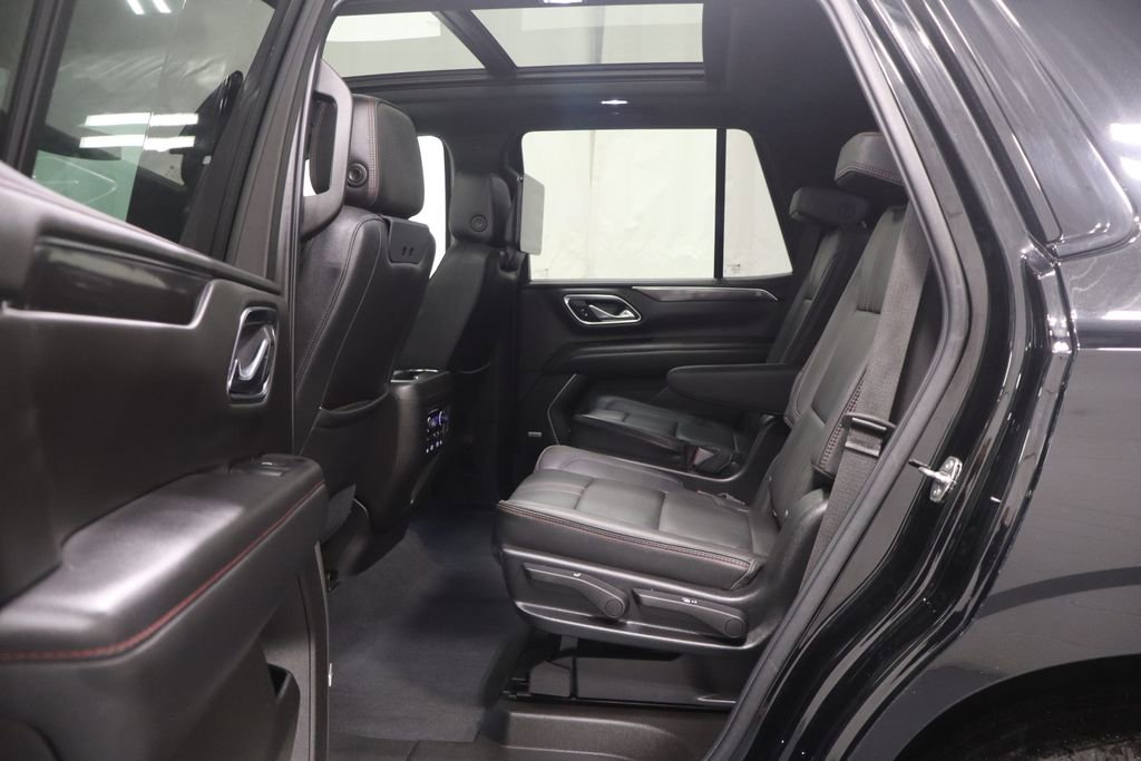 Used 2021 Chevrolet Tahoe RST w/ Luxury Package AWD/4WD image 13