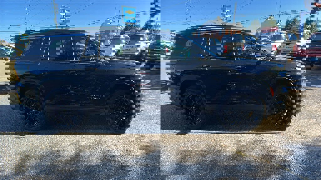 New 2026 Chevrolet Traverse LT image 4