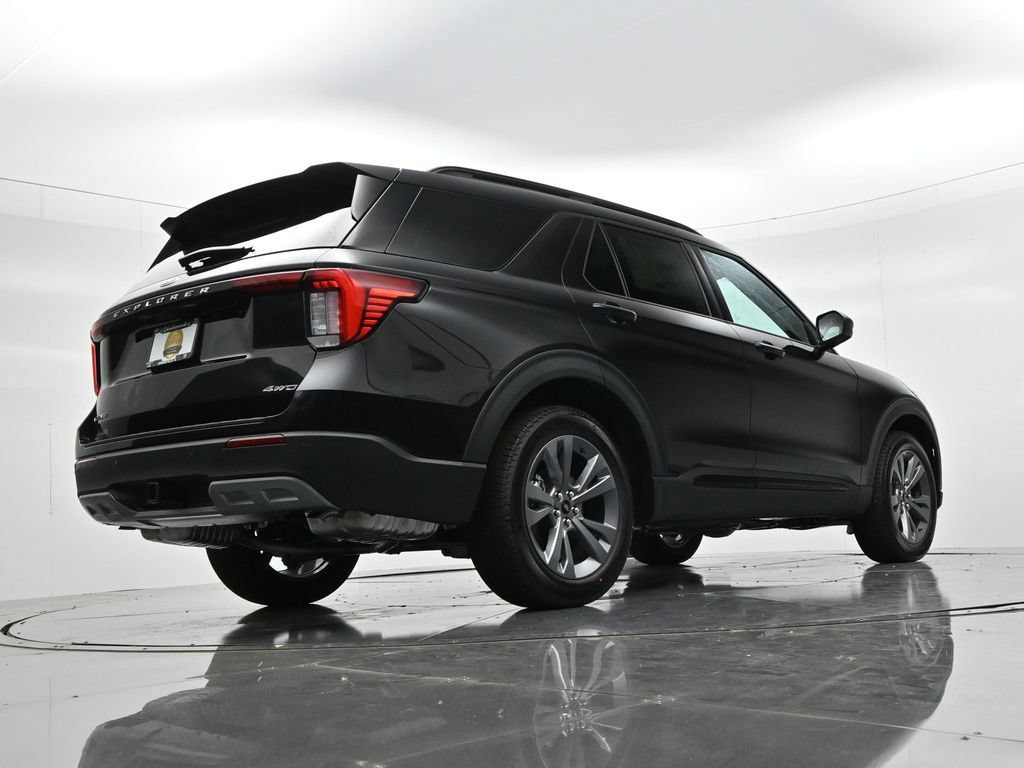 New 2026 Ford Explorer Active w/ Active Comfort Package AWD/4WD image 22