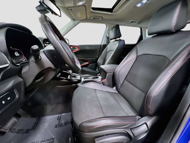 Certified 2023 Kia Soul GT-Line FWD image 21