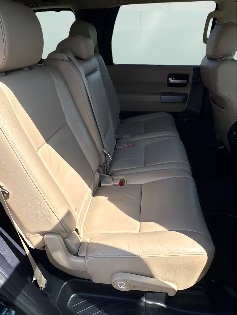 Used 2015 Toyota Sequoia Limited RWD image 21