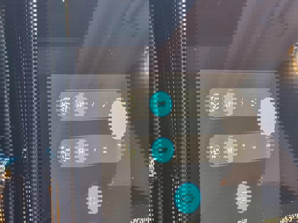 New 2026 Volvo XC60 B5 Plus w/ Protection Package Premier image 17