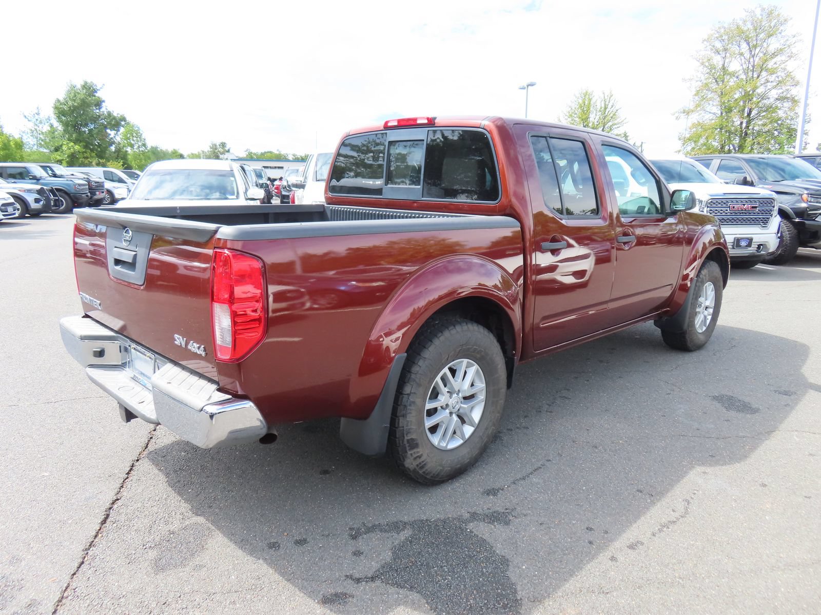 Used 2016 Nissan Frontier SV AWD/4WD image 5