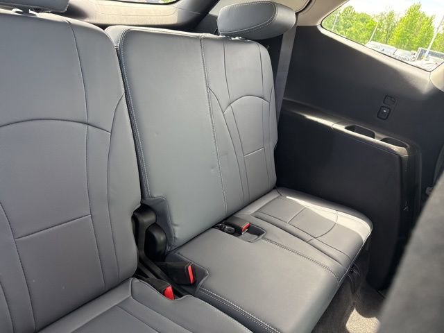 Used 2020 Buick Enclave Essence FWD image 15