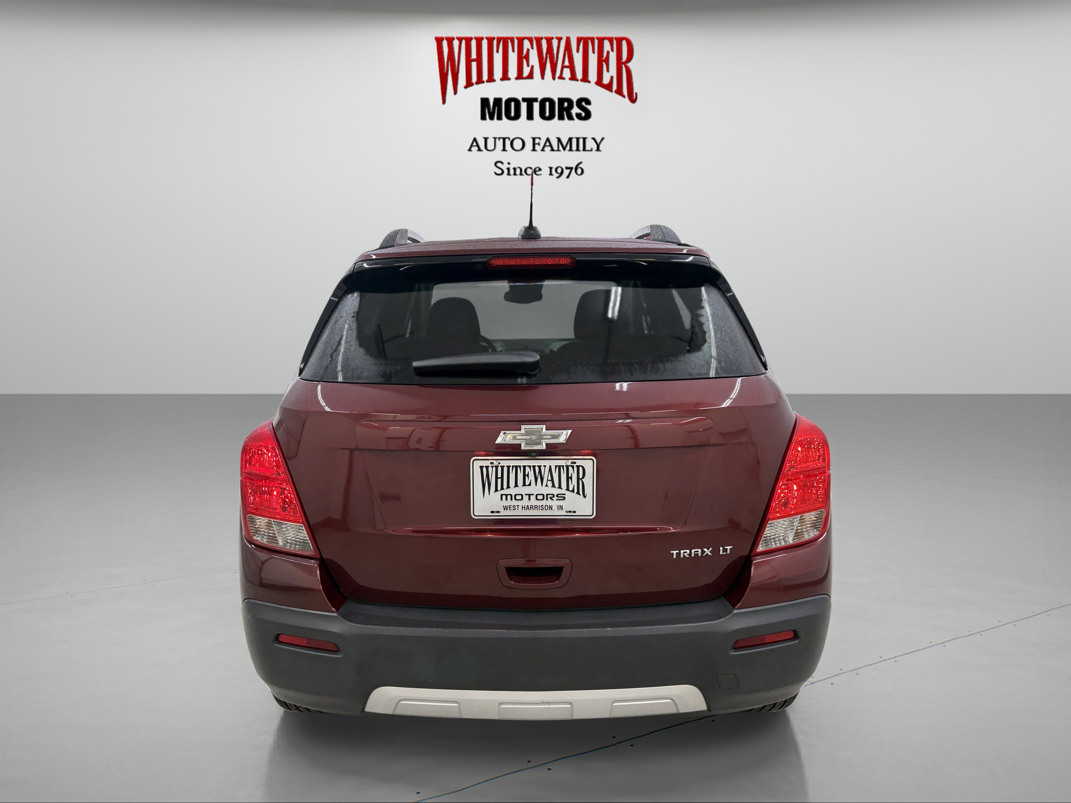 Used 2016 Chevrolet Trax LT w/ LT Sun and Sound Package FWD image 3