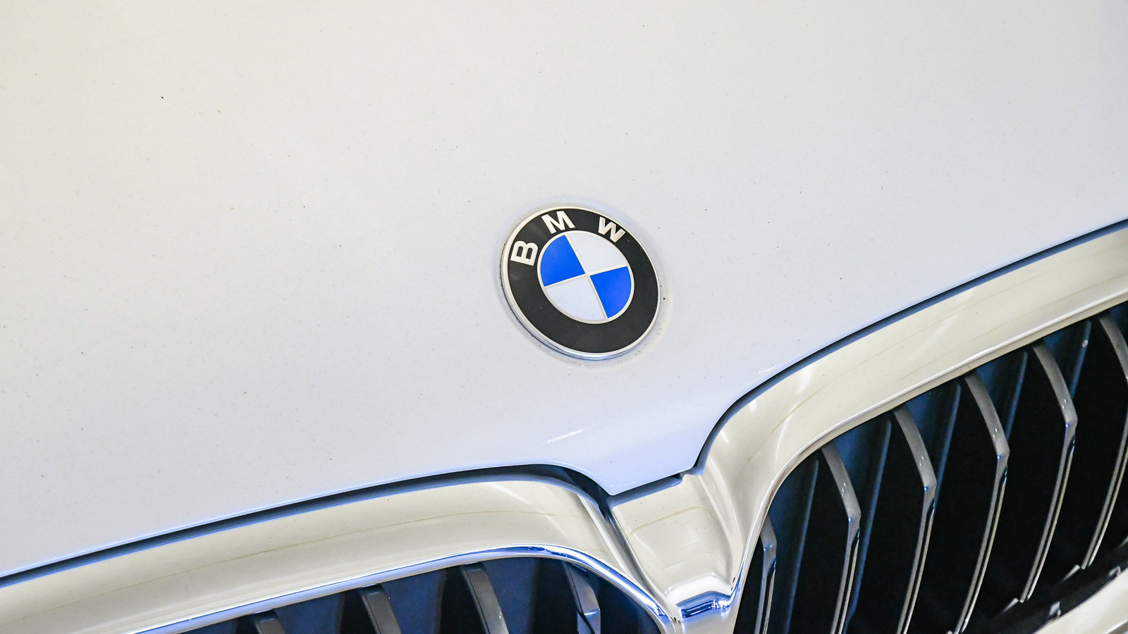 Used 2023 BMW 530i w/ Convenience Package RWD image 8
