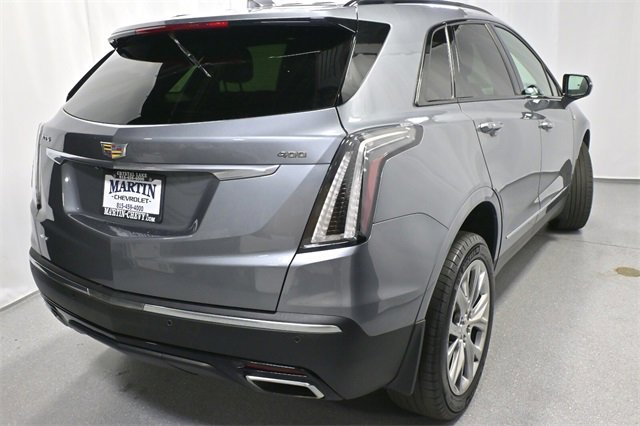 Certified 2021 Cadillac XT5 Sportv image 3