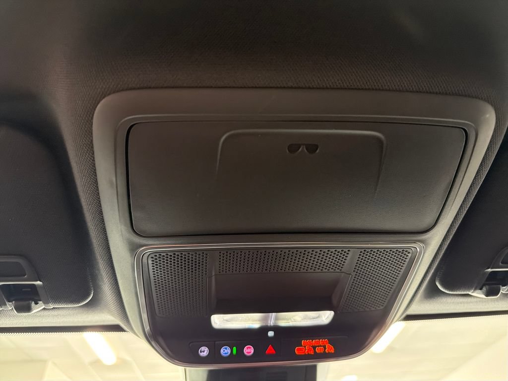 New 2027 Chevrolet Equinox RS FWD image 17