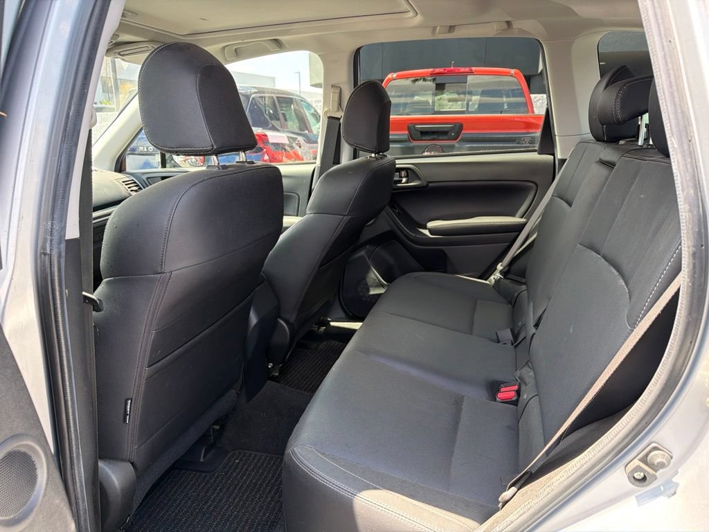 Used 2018 Subaru Forester 2.5i Limited AWD/4WD image 9