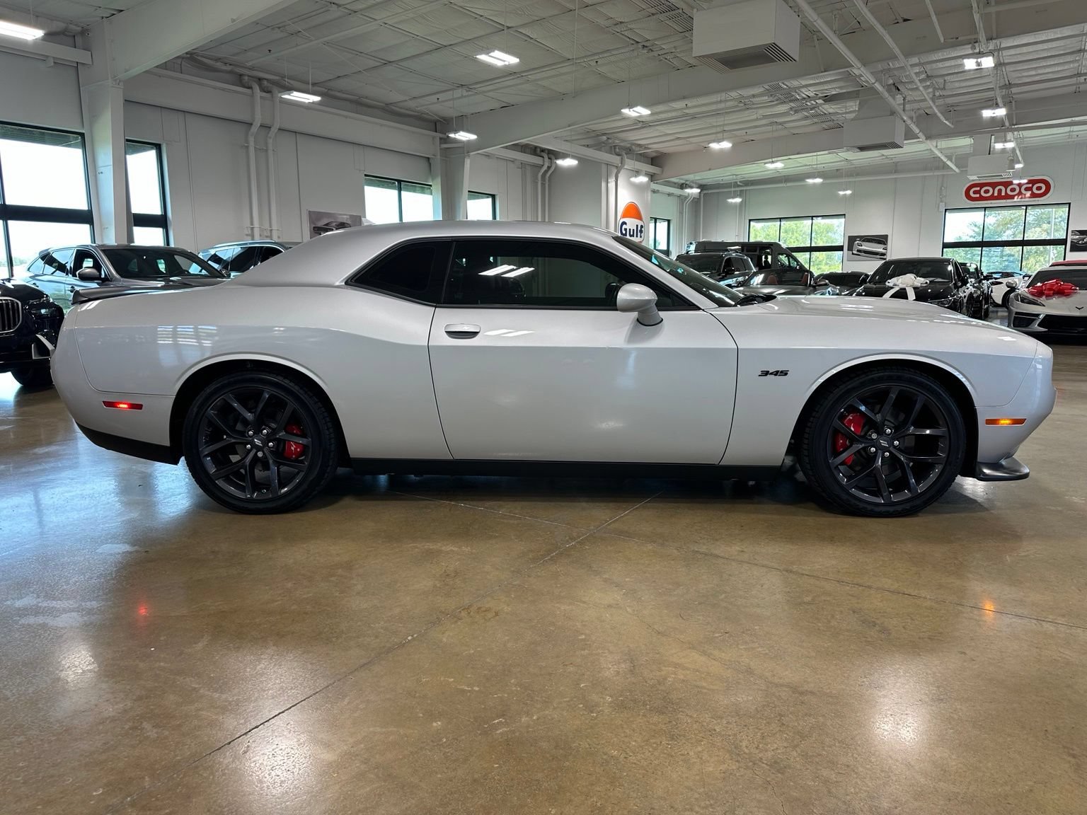 Used 2023 Dodge Challenger R/T w/ Plus Package RWD image 9