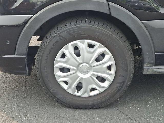 Certified 2023 Ford Transit 350 XL RWD image 34
