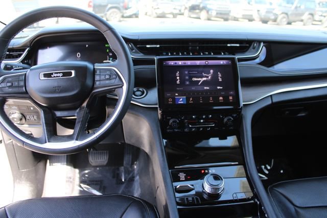 Used 2022 Jeep Grand Cherokee Limited 4xe w/ Luxury Tech Group II image 14