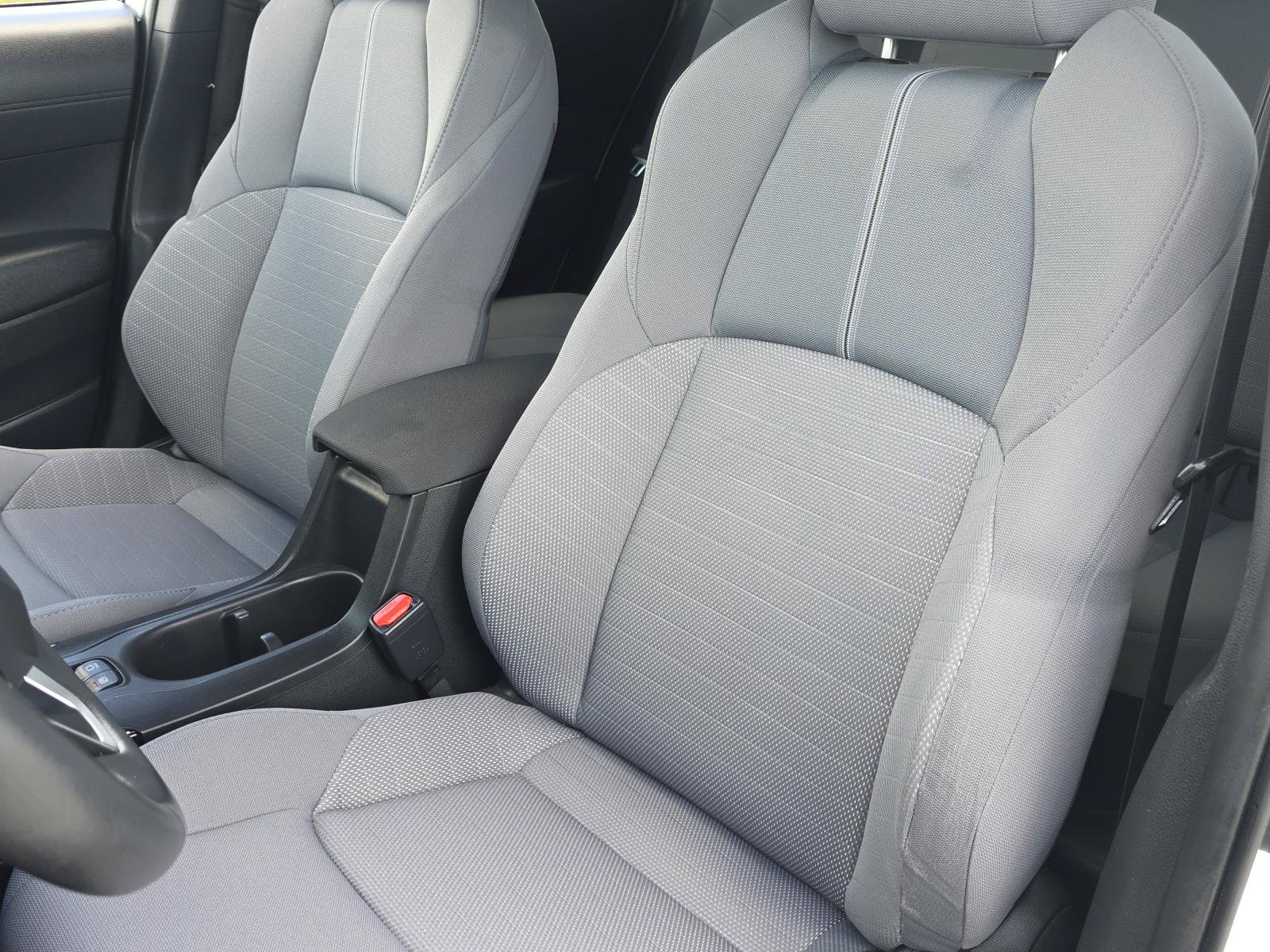 Used 2023 Toyota Corolla Cross AWD Hybrid image 12