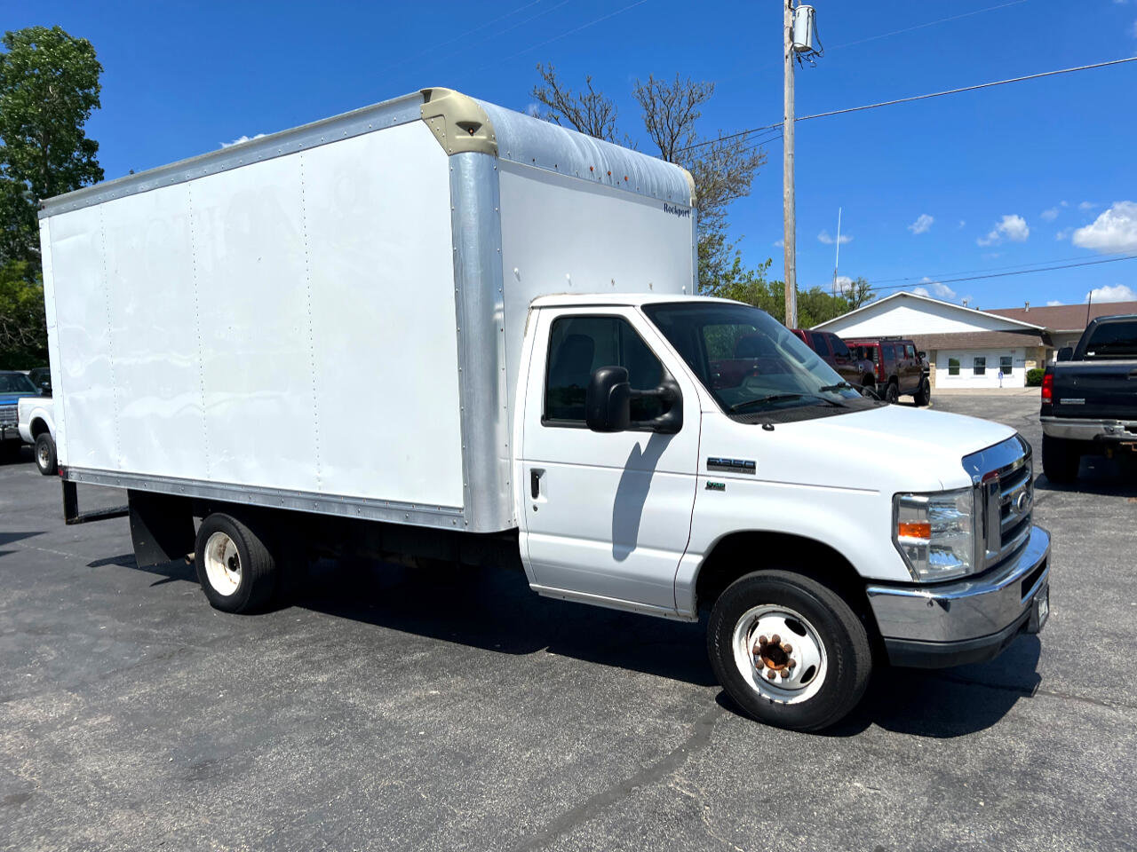 Used 2015 Ford E-350 and Econoline 350 Super Duty image 3