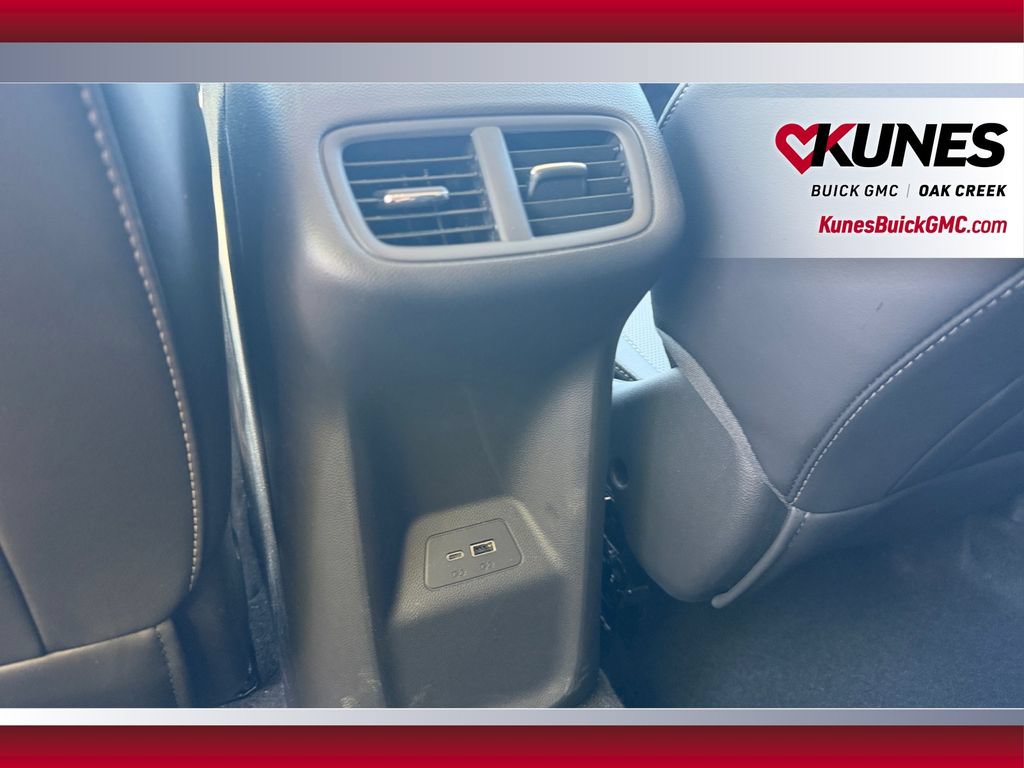 Used 2024 Buick Envision Preferred AWD/4WD image 36