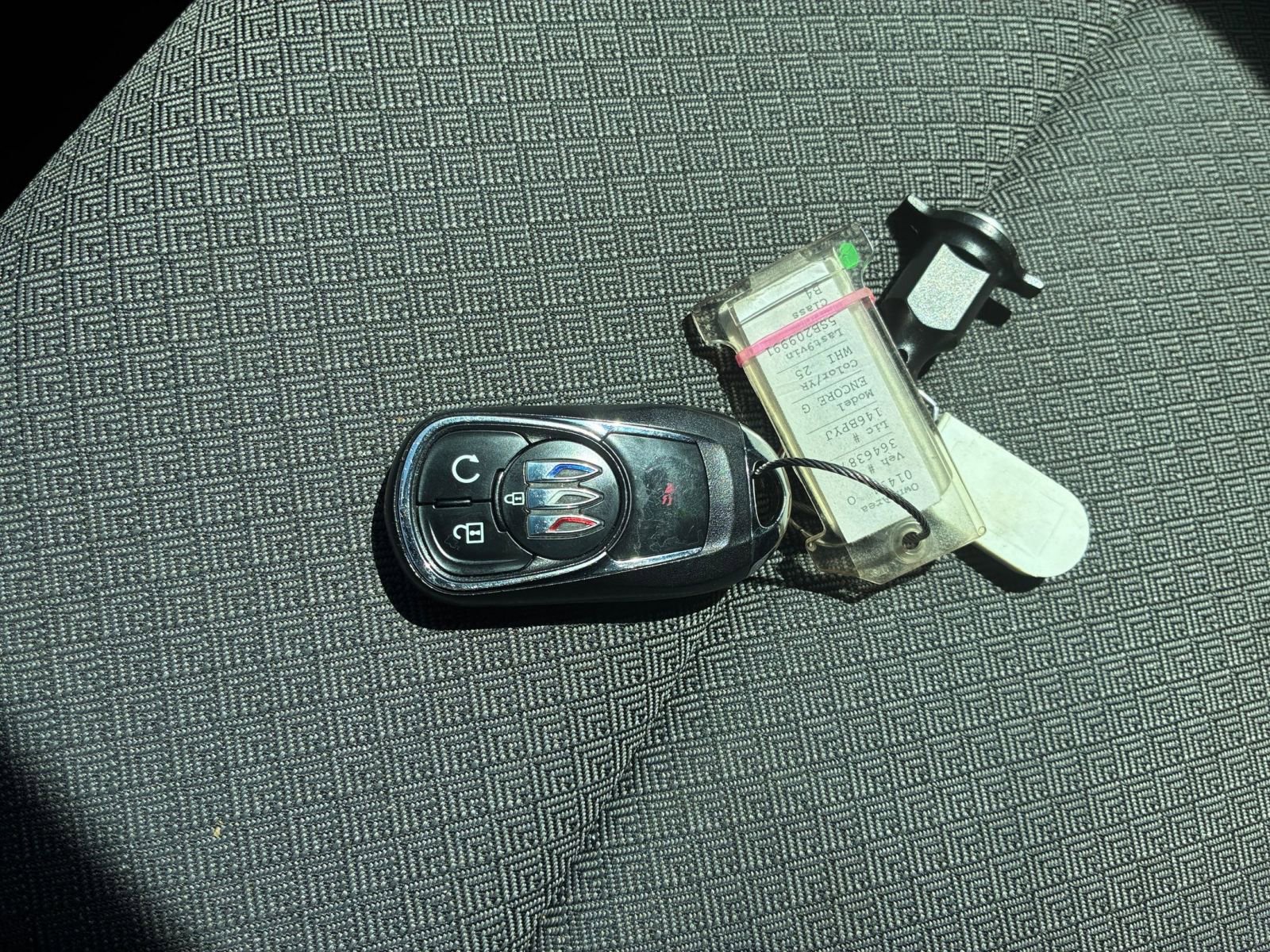 Used 2025 Buick Encore GX Preferred image 23