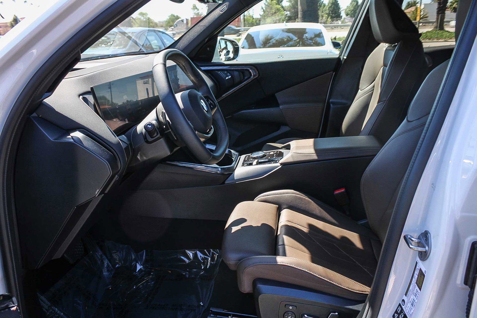 Certified 2025 BMW X3 xDrive30i image 17