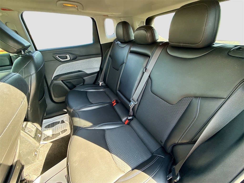 Used 2022 Jeep Compass Latitude w/ Convenience Group image 22