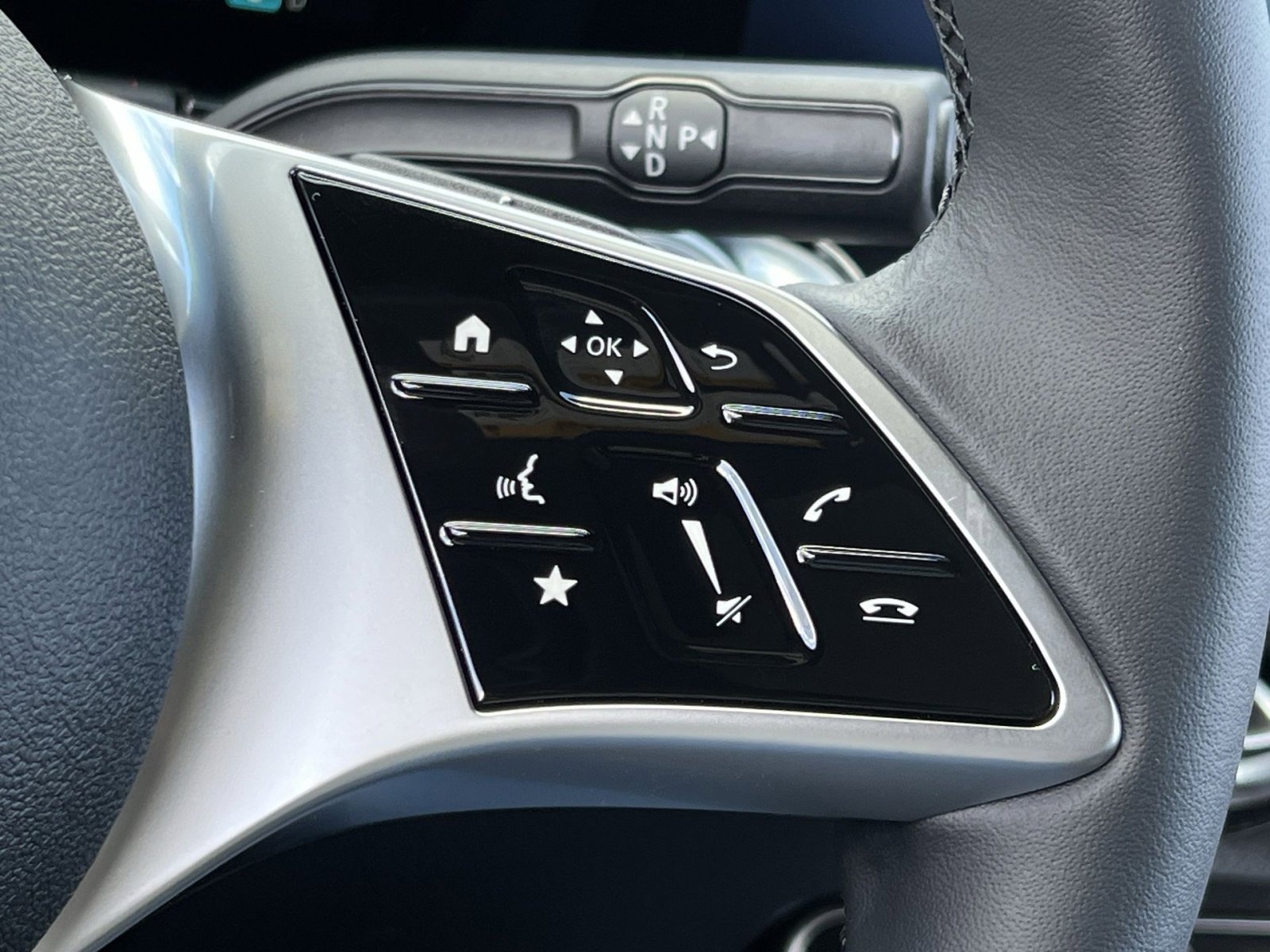 New 2026 Mercedes-Benz GLB 250 4MATIC image 29