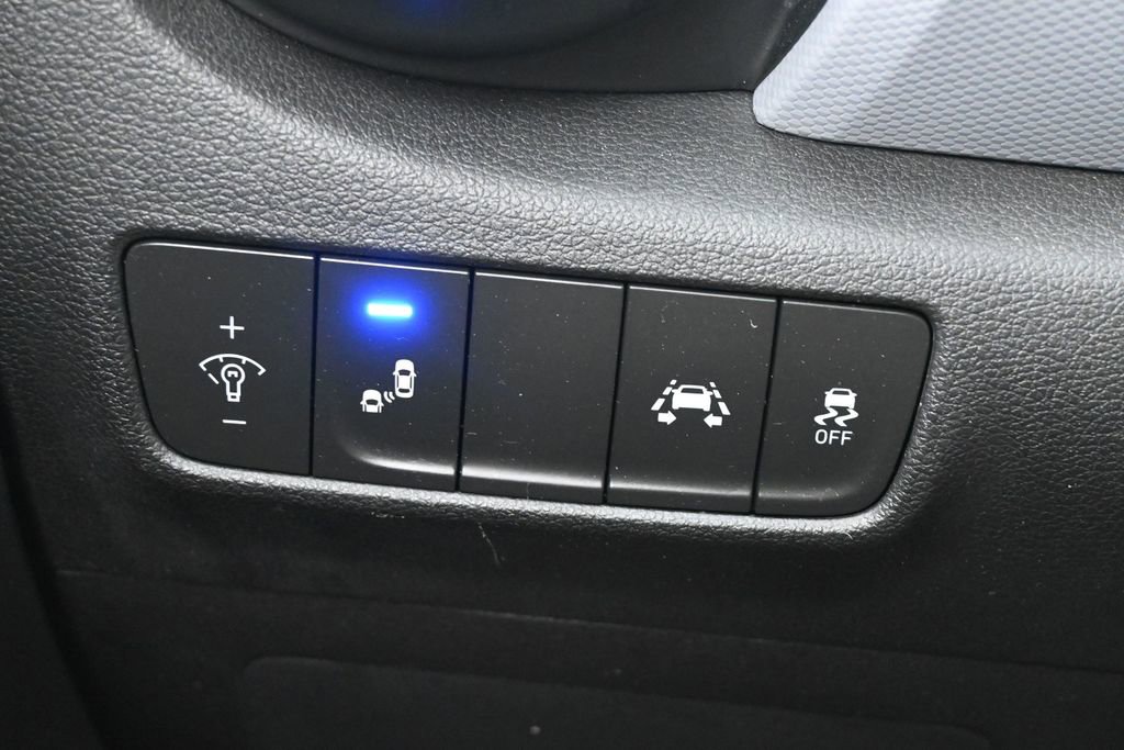 Used 2021 Hyundai Kona SEL FWD image 22