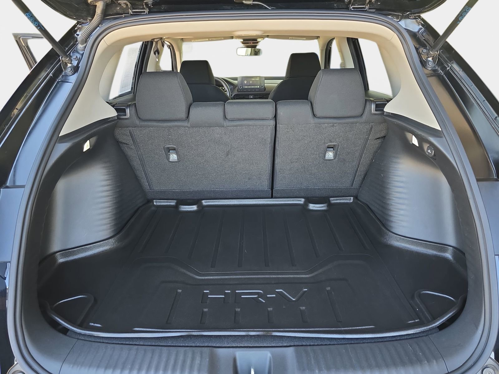 Certified 2024 Honda HR-V LX image 12
