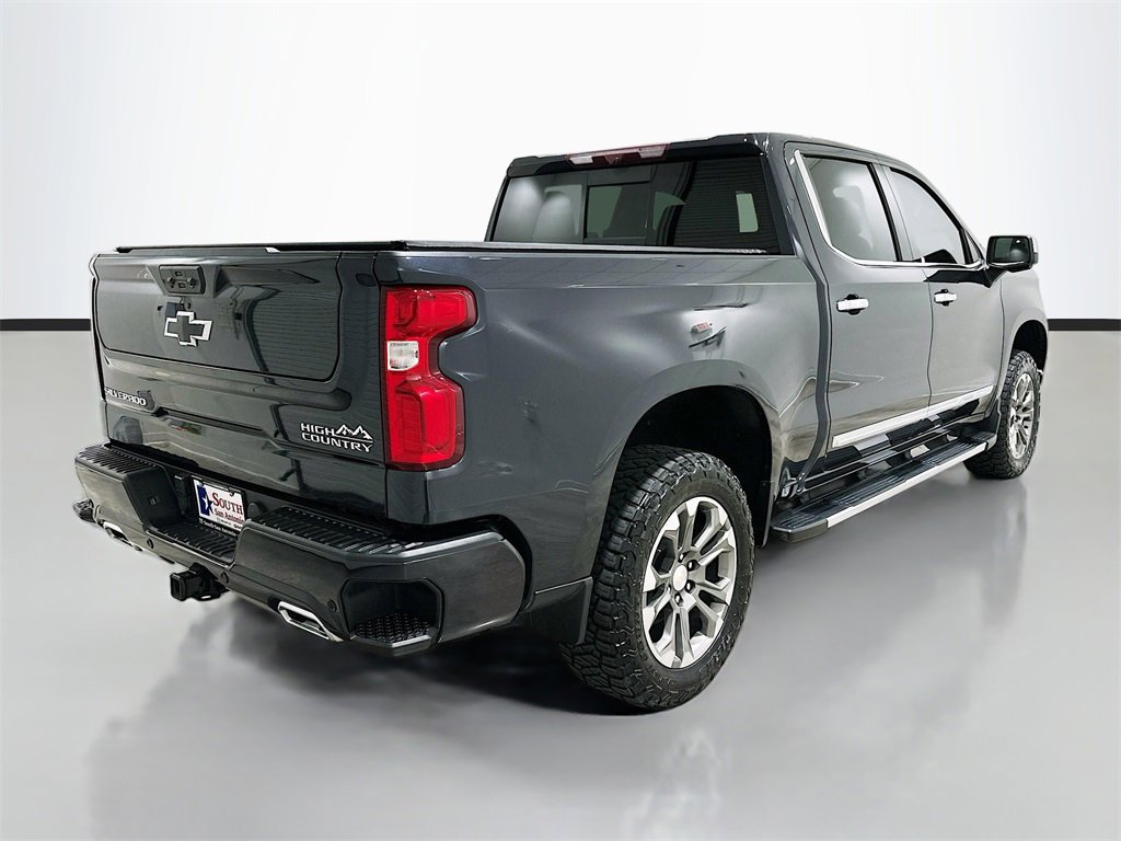 Used 2024 Chevrolet Silverado 1500 High Country w/ Technology Package image 7