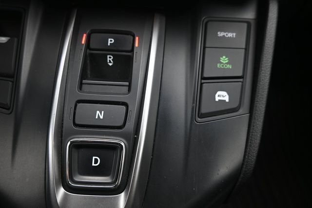 Used 2020 Honda CR-V Touring image 32
