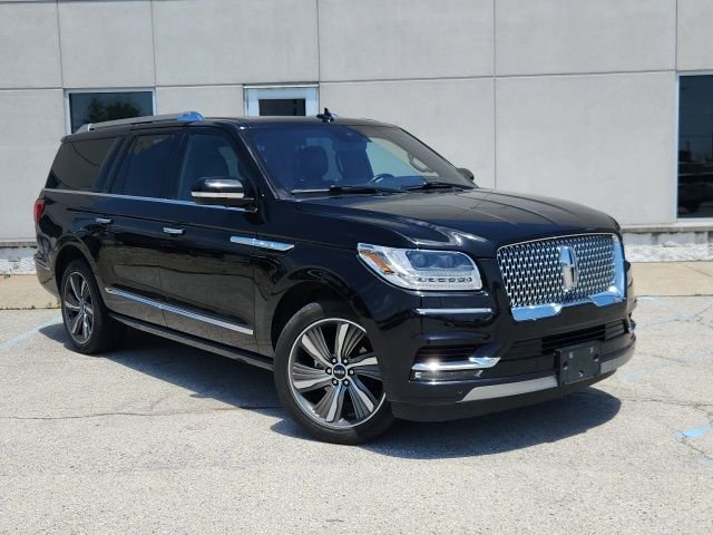 Used 2019 Lincoln Navigator L Reserve w/ Cargo Package AWD/4WD image 1