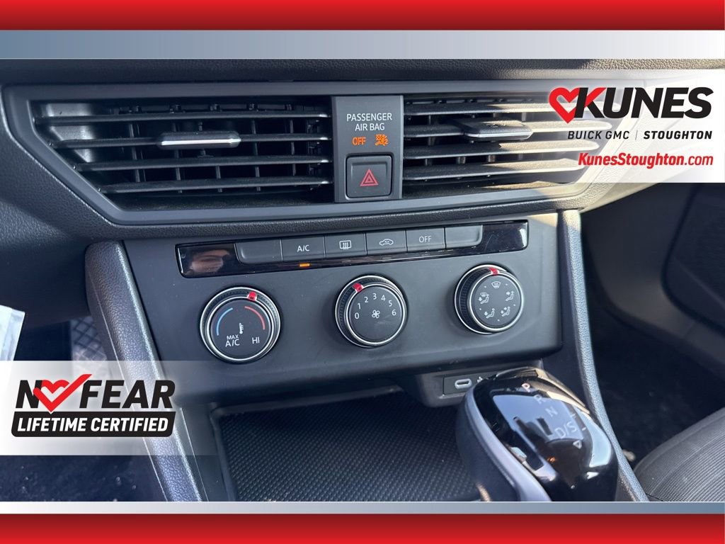 Used 2024 Volkswagen Jetta S image 30