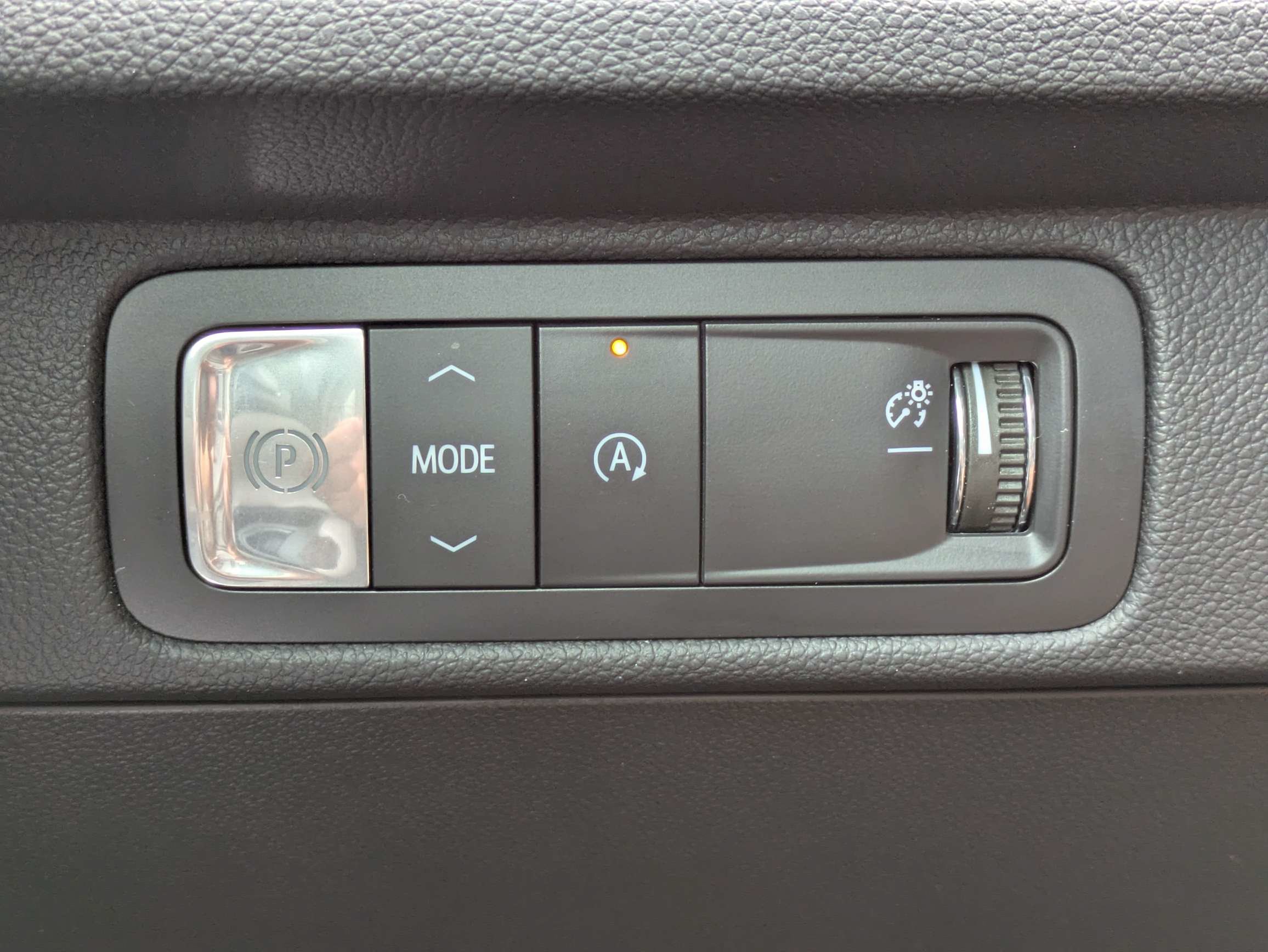 Used 2026 Chevrolet Traverse LT FWD image 19
