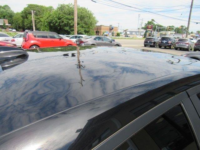 Used 2023 Dodge Charger SXT RWD image 17