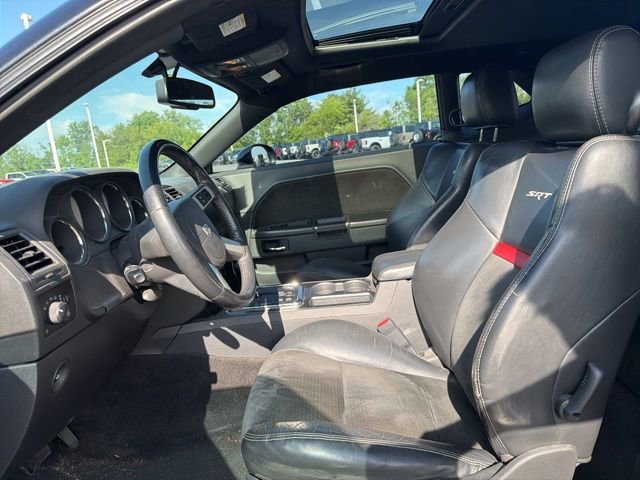 Used 2009 Dodge Challenger SRT8 RWD image 17