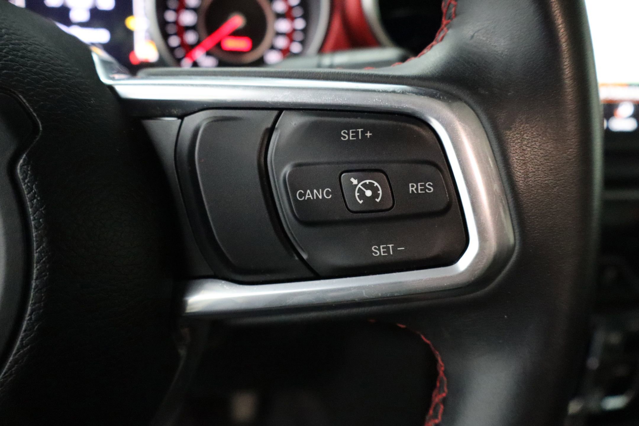 Used 2022 Jeep Gladiator Rubicon w/ Trailer Tow Package AWD/4WD image 14
