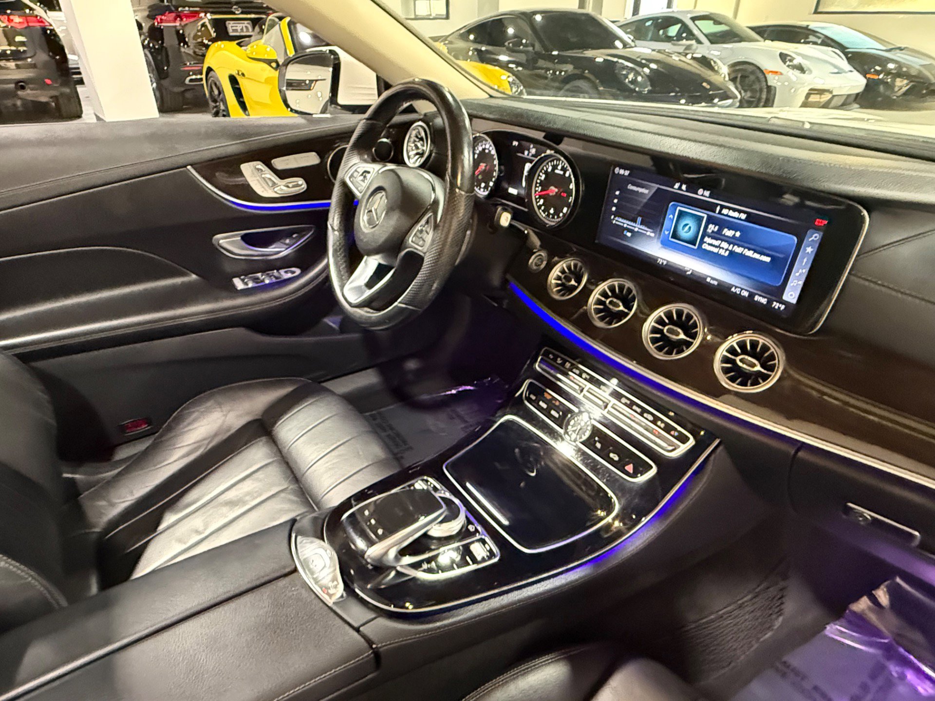 Used 2018 Mercedes-Benz E 400 4MATIC Cabriolet image 30