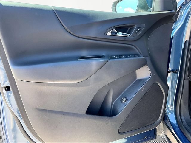 Used 2024 Chevrolet Equinox LT FWD image 9