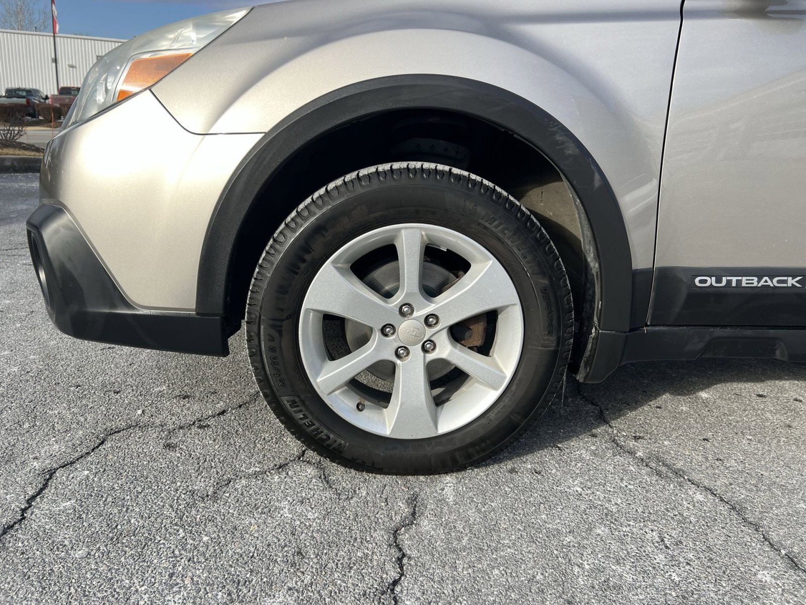 Used 2014 Subaru Outback 2.5i Premium w/ Moonroof Package image 12