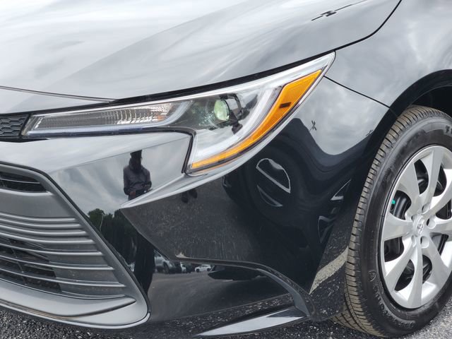 Certified 2026 Toyota Corolla LE FWD image 7