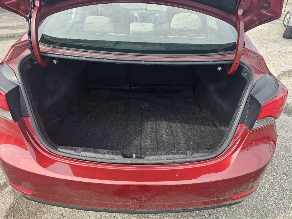 Used 2016 Hyundai Elantra SE w/ Option Group 02 image 14