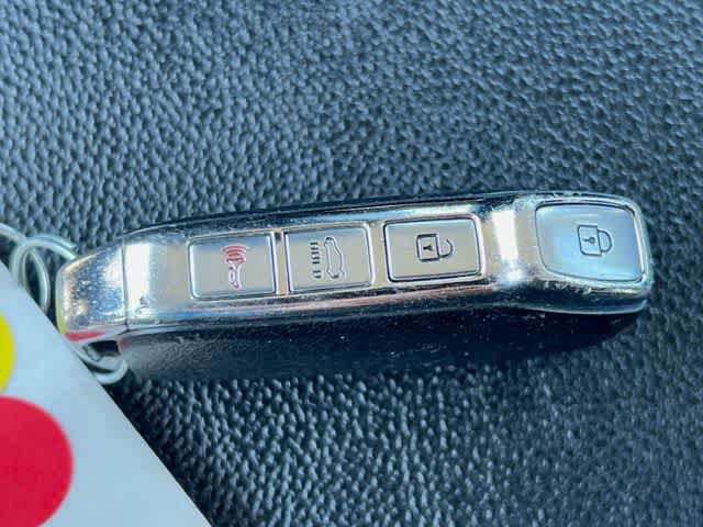 Used 2023 Kia Forte LXS w/ LXS Technology Package FWD image 21