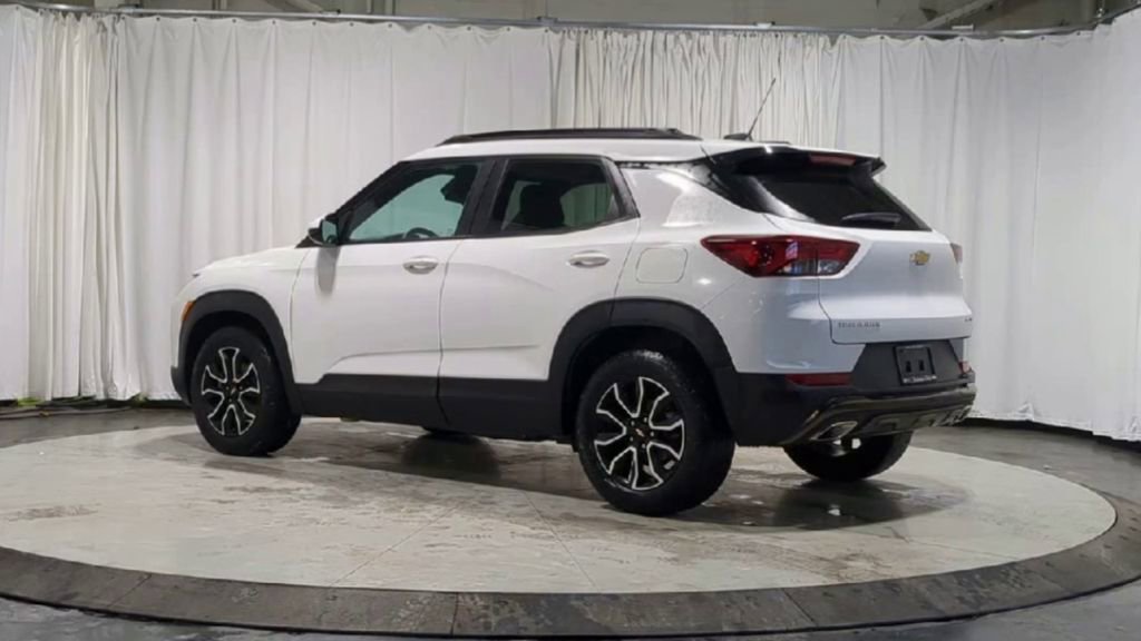 Used 2023 Chevrolet TrailBlazer ACTIV image 8
