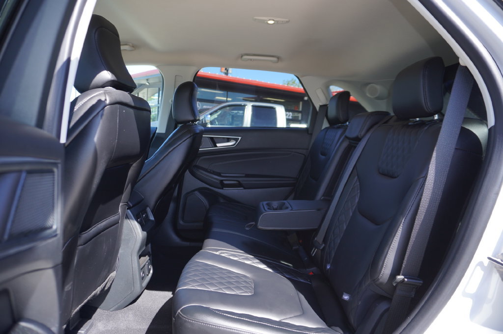 Used 2024 Ford Edge Titanium AWD/4WD image 25