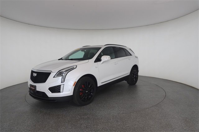 Used 2022 Cadillac XT5 Sportv image 3